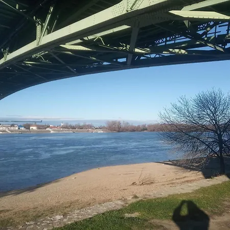 Vandrerhjem Esztergom Central