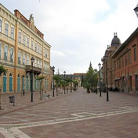 Esztergom Central Ostrzyhom