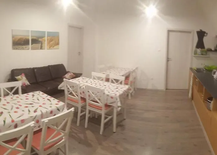 Esztergom Central Hostel Estergon